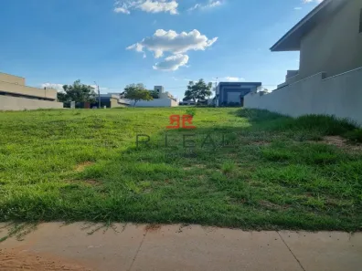 Lote/Terreno à venda, 377m² no Samambaia Parque Residencial, Bauru