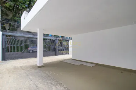Imóvel Comercial à venda, 249m² no Vila Tramontano, São Paulo