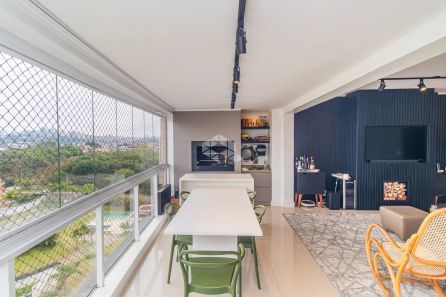 Apartamento com 3 Quartos à venda, 163m² no Jardim do Salso, Porto Alegre