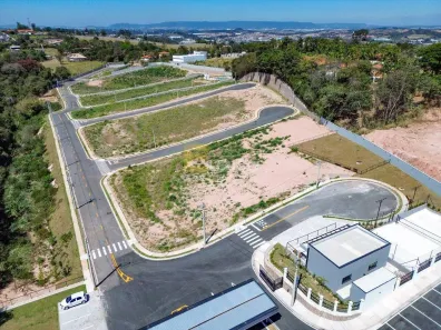 Lote/Terreno à venda, 327m² no Pinheirinho, Vinhedo