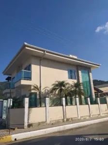 Casa com 4 Quartos à venda, 350m² no Nova Esperança, Balneário Camboriú