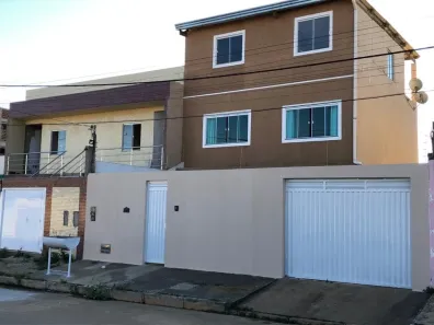 Casa com 3 Quartos à venda, 200m² no Felícia, Vitória da Conquista