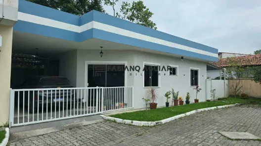 Casa de Condomínio com 3 Quartos à venda, 81m² no Japão, Araruama