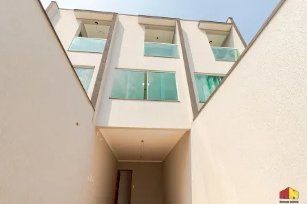 Casa com 3 Quartos à venda, 138m² no Cidade Mãe do Céu, São Paulo