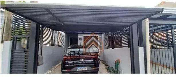 Casa com 2 Quartos à venda, 52m² no Jardim Algarve, Alvorada