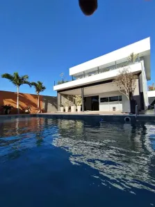 Casa de Condomínio com 4 Quartos à venda, 300m² no Centro, São Pedro da Aldeia