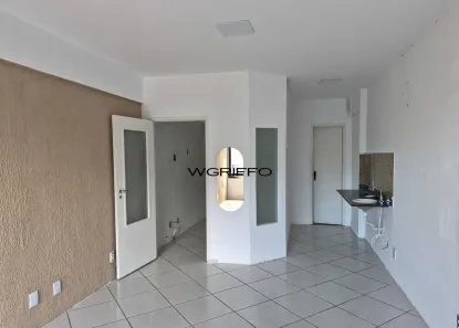 Sala Comercial à venda, 40m² no Praia da Costa, Vila Velha