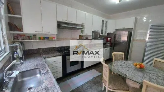 Sobrado com 3 Quartos à venda, 450m² no Pestana, Osasco
