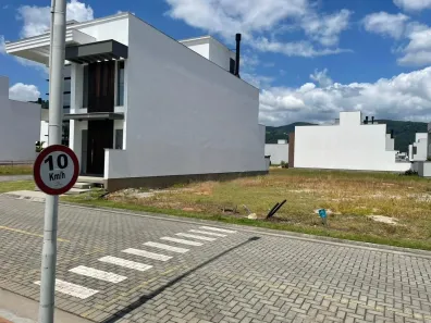Lote/Terreno à venda, 151m² no Beira Rio, Biguaçu