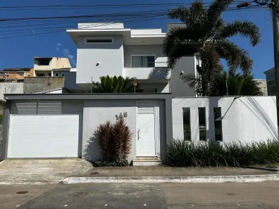 Casa com 4 Quartos à venda, 380m² no Lagoa, Macaé
