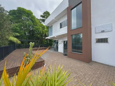 Casa com 3 Quartos para alugar, 288m² no Água Verde, Blumenau
