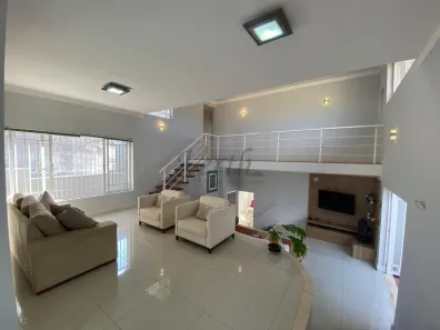 Sobrado com 3 Quartos à venda, 310m² no Jardim Serra Dourada, Mogi Guaçu