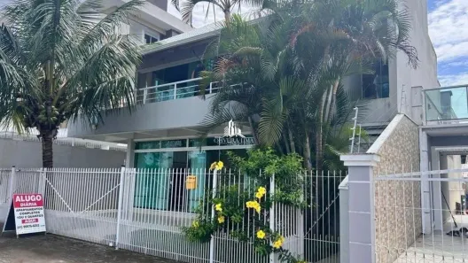 Imóvel Comercial com 10 Quartos à venda, 433m² no Canasvieiras, Florianópolis