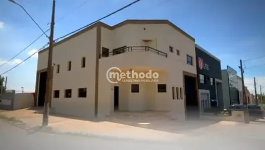 com 2 Quartos para alugar, 300m² no Parque da Figueira, Paulínia