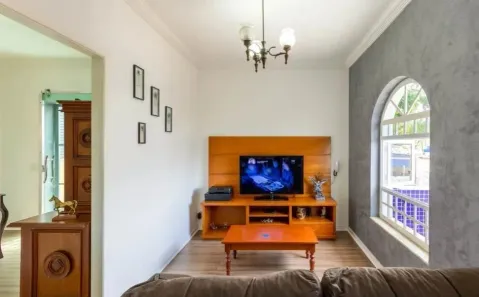 Casa com 3 Quartos para alugar, 256m² no Jardim Chapadão, Campinas