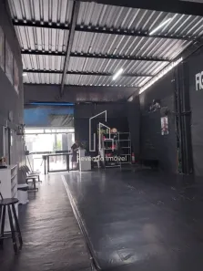 Galpão/Depósito/Armazém à venda, 250m² no Vila Zelina, São Paulo