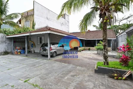 Casa com 3 Quartos à venda, 120m² no Jardim Veneza, Peruíbe