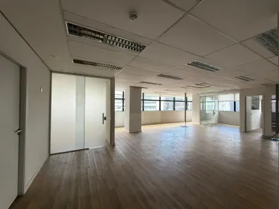 Sala Comercial para alugar, 140m² no Bela Vista, São Paulo