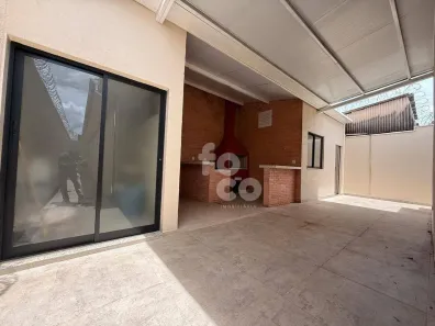 Casa com 3 Quartos à venda, 204m² no Brasil, Uberlândia