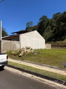 Lote/Terreno à venda, 240m² no Floresta, Joinville
