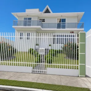 Casa com 4 Quartos para alugar, 600m² no Cachoeira, Curitiba