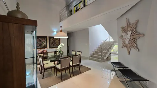 Casa de Condomínio com 5 Quartos à venda, 317m² no Alvorada, Cuiabá