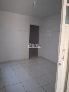 Casa com 1 Quarto para alugar, 10m² no São Benedito, Uberaba