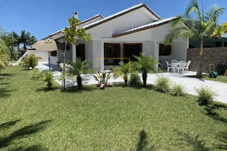 Casa com 3 Quartos à venda, 150m² no Centro, Arroio do Sal