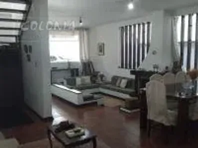 Casa com 3 Quartos para alugar, 252m² no Santa Terezinha, Santo André