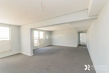 Sala Comercial para alugar, 142m² no Centro Histórico, Porto Alegre