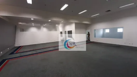 Sala Comercial para alugar, 486m² no Jardim Humaitá, São Paulo