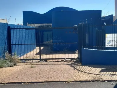 Prédio Comercial para alugar, 374m² no Vila Xavier (Vila Xavier), Araraquara