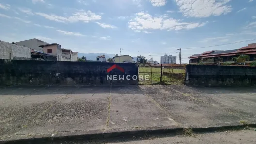 Lote/Terreno à venda, 1452m² no Jardim Primavera, Caraguatatuba