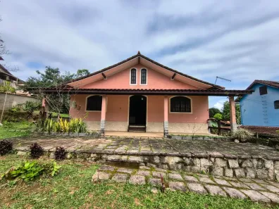 Casa de Condomínio com 4 Quartos à venda, 200m² no Iconha, Guapimirim