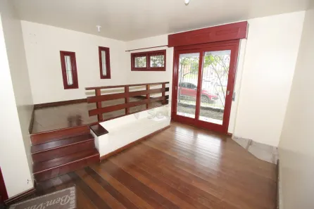 Imóvel Comercial com 4 Quartos à venda, 560m² no Centro, Pelotas