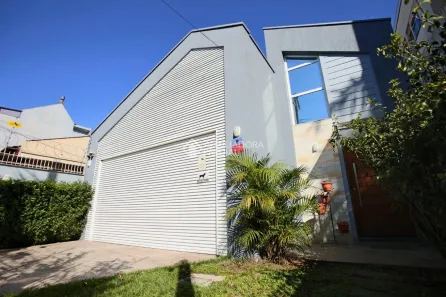 Casa com 3 Quartos à venda, 233m² no Santana, Porto Alegre