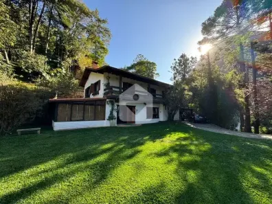 Casa com 4 Quartos à venda, 400m² no Araras, Petrópolis