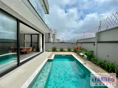 Casa de Condomínio com 3 Quartos à venda, 230m² no Fazenda Rodeio, Mogi das Cruzes