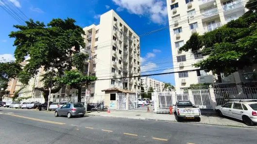 Apartamento com 2 Quartos para alugar, 53m² no Taquara, Rio de Janeiro
