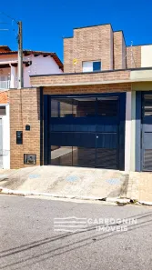 Sobrado com 3 Quartos à venda, 155m² no Vila Santos, Caçapava