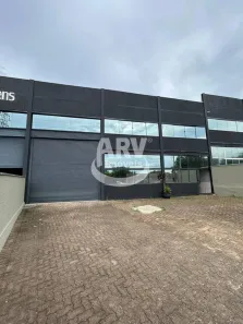 Galpão/Depósito/Armazém para alugar, 700m² no Vila Regina, Cachoeirinha