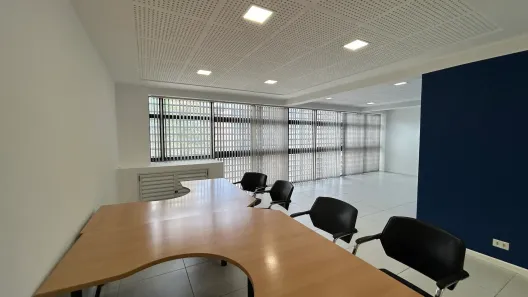 Sala Comercial à venda, 52m² no Centro, Curitiba