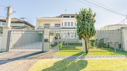 Casa com 4 Quartos à venda, 453m² no Guaíra, Curitiba