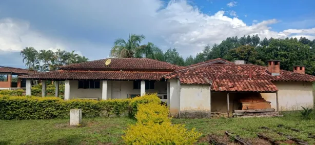 Fazenda/Sítio com 4 Quartos à venda, 230m² no , Quadra