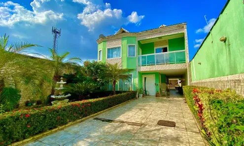 Casa com 5 Quartos à venda, 405m² no Comendador Soares, Nova Iguaçu