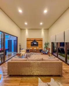 Fazenda/Sítio com 4 Quartos à venda, 1700m² no , Mendonça