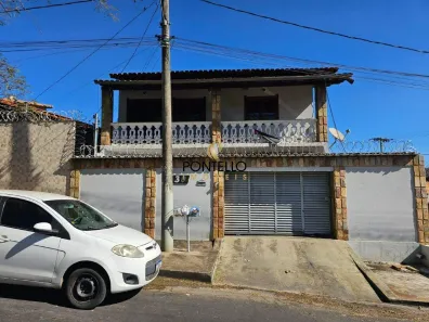 Casa com 3 Quartos à venda, 160m² no Cidade Nova, Sete Lagoas