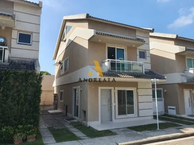 Casa de Condomínio com 4 Quartos à venda, 250m² no Vargem Grande, Rio de Janeiro