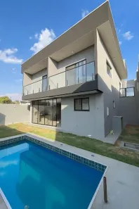 Casa com 3 Quartos à venda, 250m² no Garavelo Residencial Park, Aparecida de Goiânia