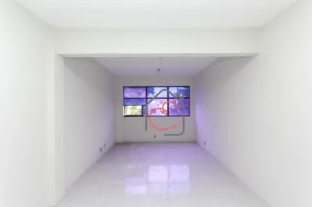 Sala Comercial para alugar, 30m² no Centro, Macaé